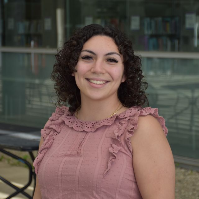 Alina Aguilar-Gonzalez